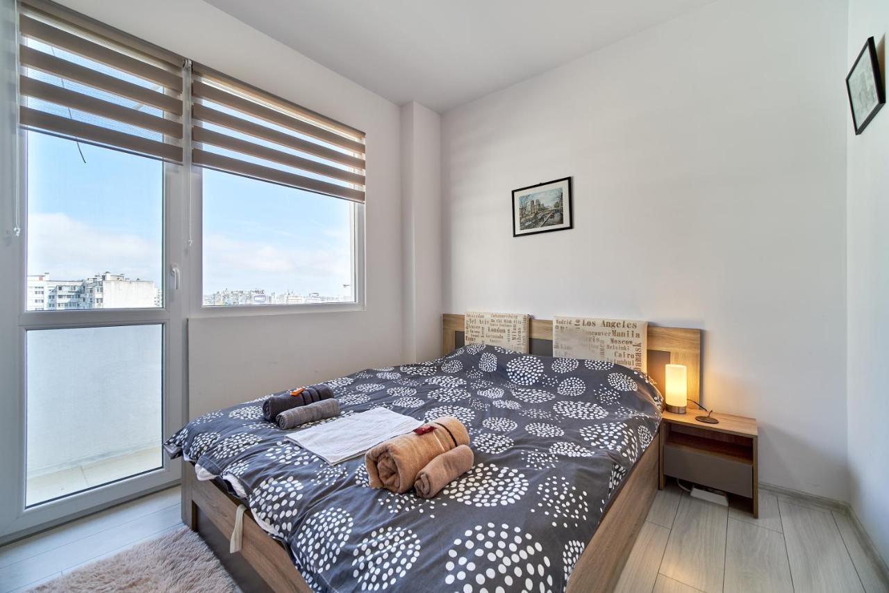 Cozy Apartment With Balcony On The Black Sea- Part Of The Family 'Vicki Apart 바르나 외부 사진