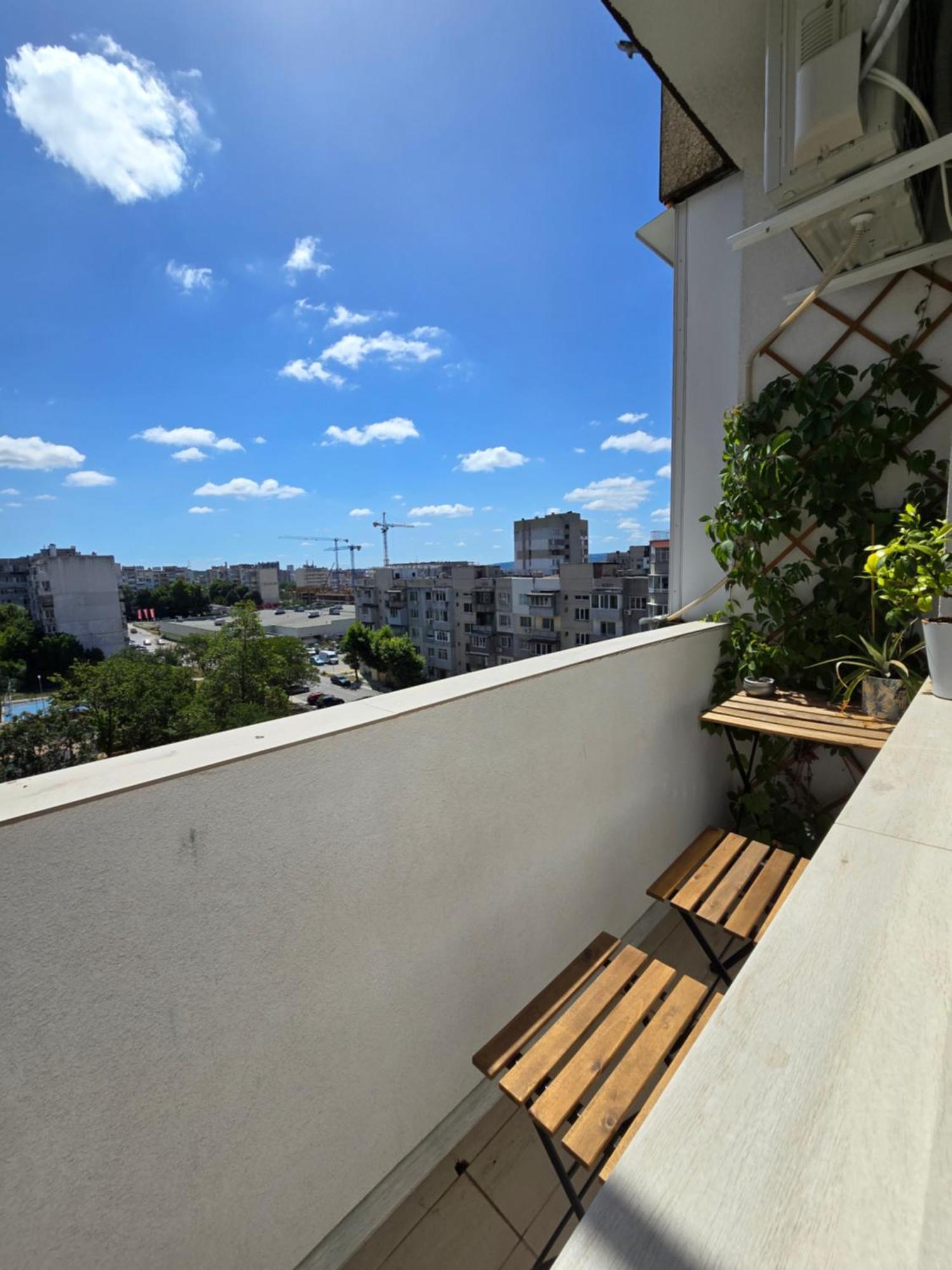 Cozy Apartment With Balcony On The Black Sea- Part Of The Family 'Vicki Apart 바르나 외부 사진